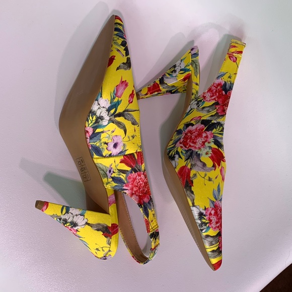 Floral mid heel sling back shoes - Picture 8 of 8